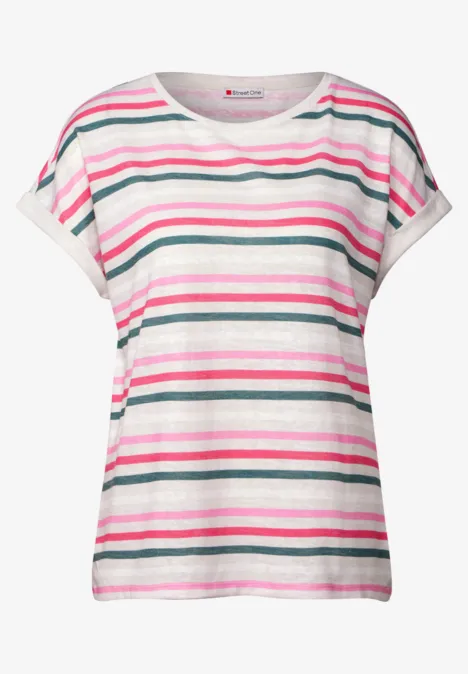 Kurzarmshirt mit pinken und grünen Streifen auf weißem Hintergrund.